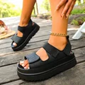 Stone pattern black