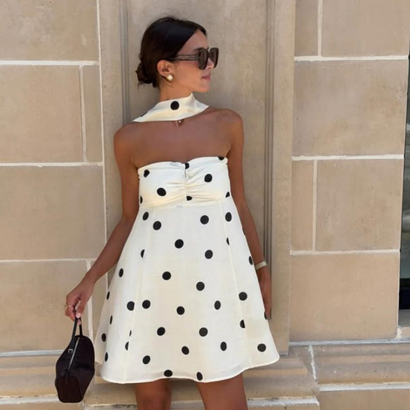 Chic Strapless Dress Elegant Loose Fit Polka Dot Print Stylish Neck Scarf Perfect for Parties and Casual Outings