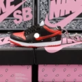 18. slam dunk black and red