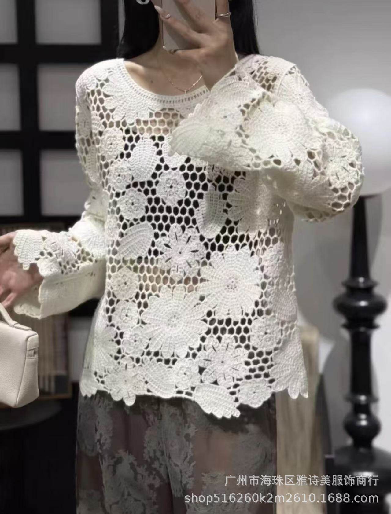 法式钩花镂空设计感针织衫女秋季时尚洋气宽松外搭长袖罩衫上衣潮