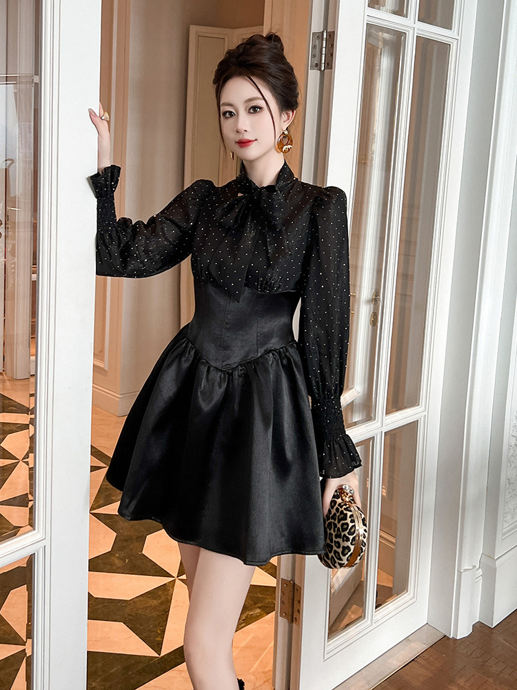 Đầm liền nữ cổ sơ mi thắt eo phối nơ dáng chữ A — Màu đen