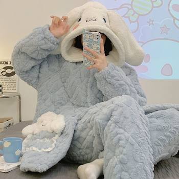 Maternity Pajamas Winter Style Fleece-Lined and Thickeneded Three-Layer Quilted Pregnancy Coral Velvet Confinement Clothes Autumn and Winter Postpartum Breastfeeding