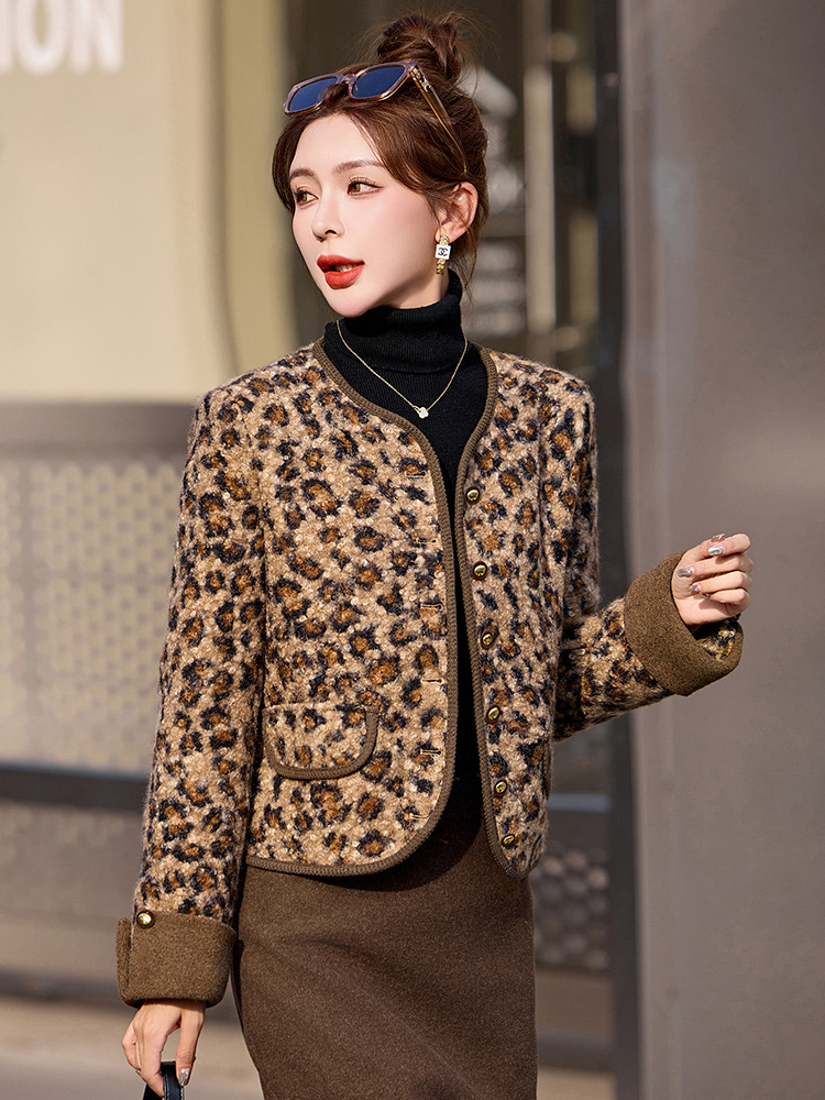 Áo Khoác Nữ Chất Liệu Vải Bông Hàng Mùa Xuân Thu Đông