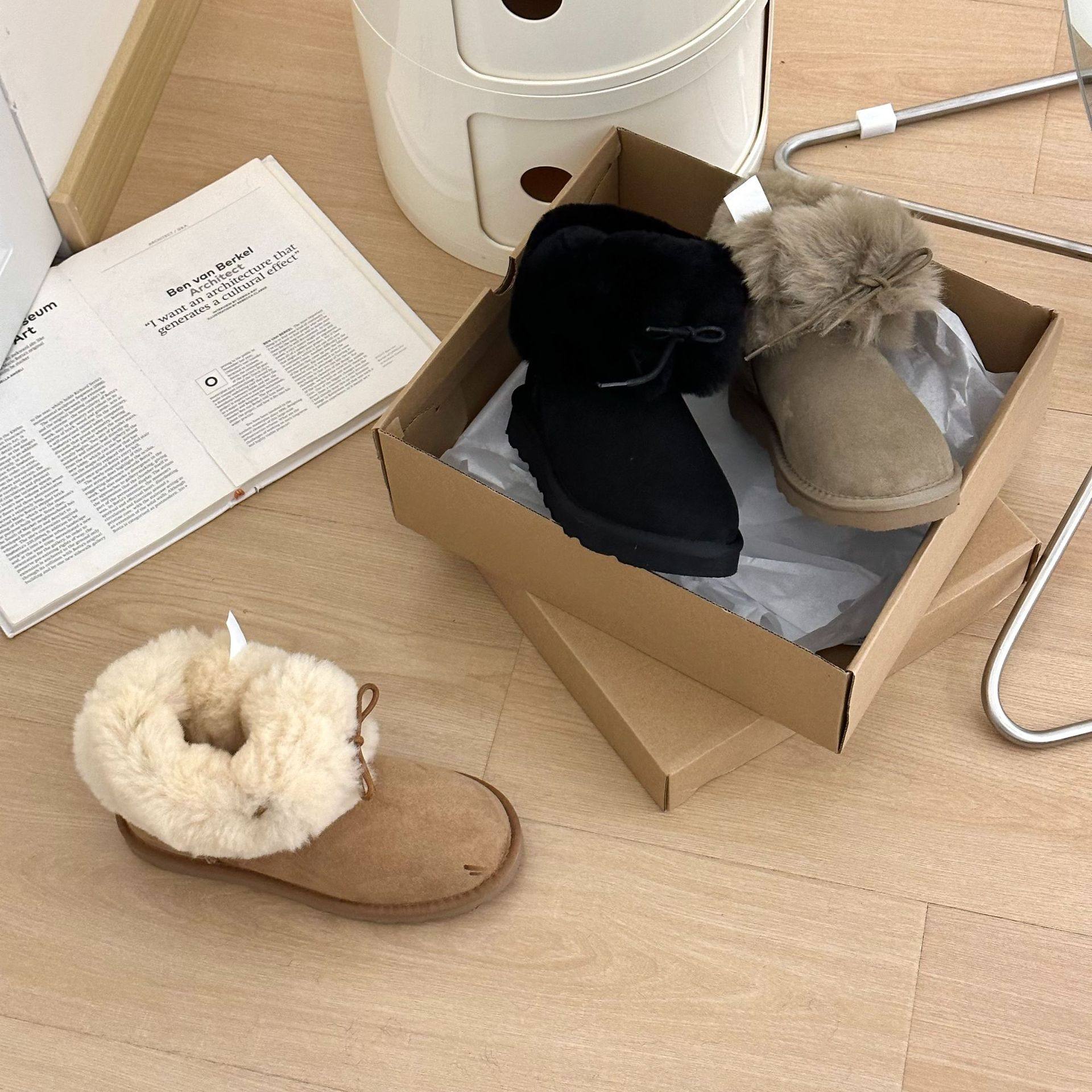 Mulberry slope new snow boots sheepskin fur integrated winter cotton shoes goddess two wear high snow boots cotton boots Women's lace-up