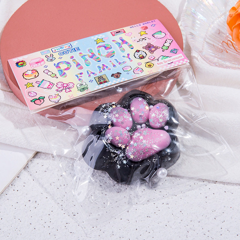 光沢のある猫の爪✺黒い粉