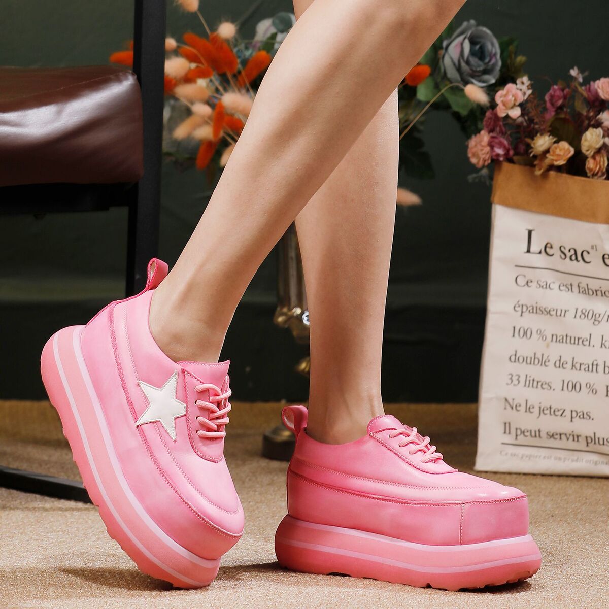 Giày sneaker nữ đế dày cổ thấp mũi tròn dây buộc — Màu hồng, Màu kaki
