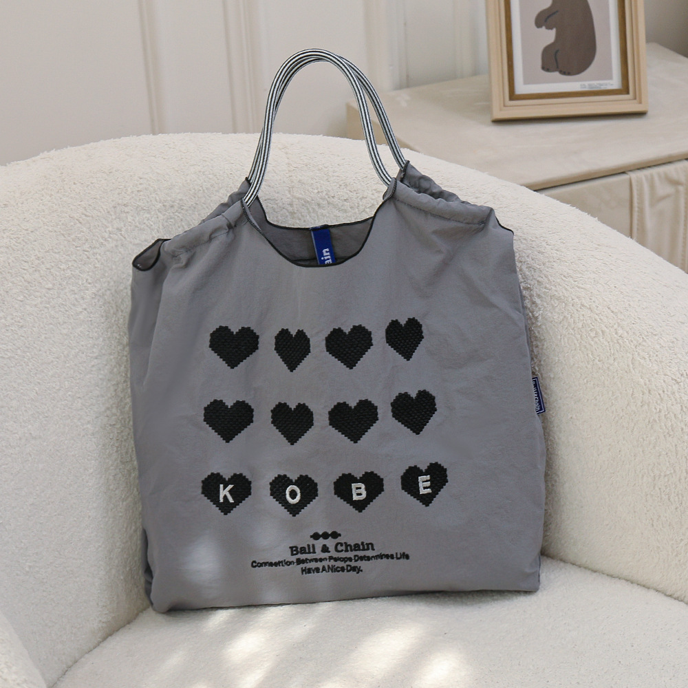 グレー・ナイン・ハーツ