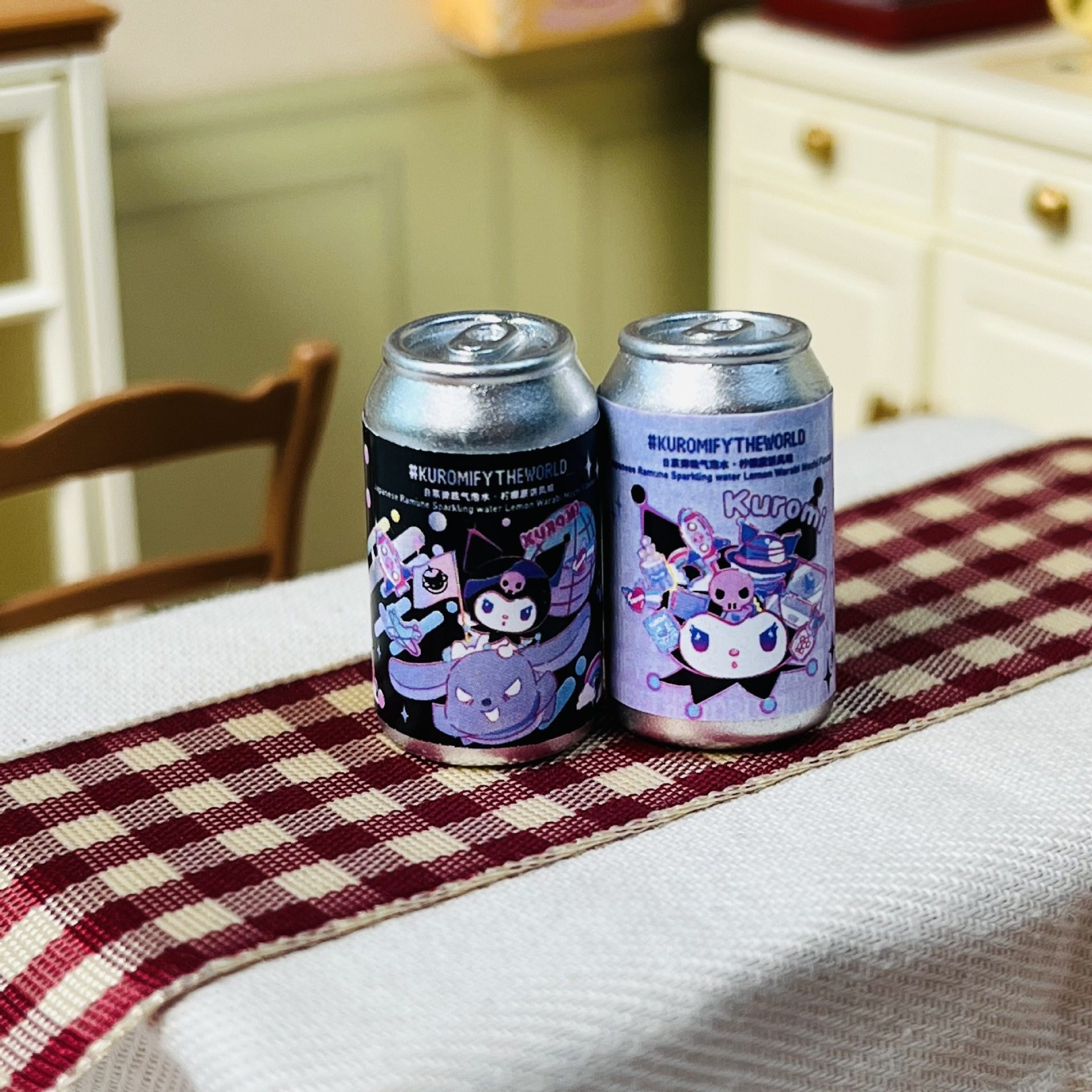 Mini simulation food play convenience store small supermarket cartoon KT paint cans miniature model diy accessories