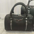Small crocodile pattern black