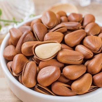 Nuts and Dried Fruits, This Year's New Crop, Shelled Pine Nuts in Bags, Huashan New Crop, Hand-Peeled Roasted Seeds, Wholesale and Delivery, Recommended for New Year's Goods