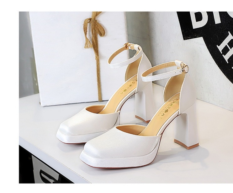 Sandal cao gót nữ quai ngang mũi vuông đế xuồng mặt satin — Màu đen, Màu đỏ rượu, Màu sâm panh, Màu trắng
