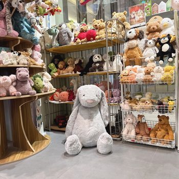 Cross-border UK creative plush toy pendant rag doll doll keychain Bonnie rabbit Smaggie doll wholesale