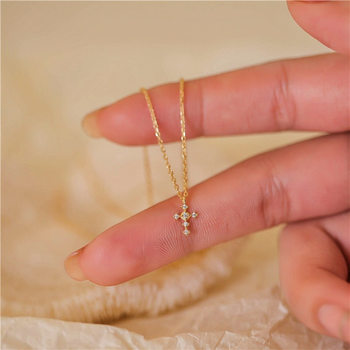 Gold Mini Cross Necklace Female Zircon Light Luxury French Commuter Stackable Stainless Steel Collarbone Chain Wholesale