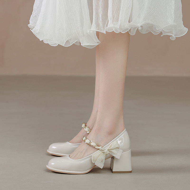 High-heeled shoes Female Mary Treasure Shoe 2022New Female Shoe Spring Treasure Bow Coarse With Shoe Light Mouth French Shoe  高跟鞋女玛丽珍鞋2022新款女鞋春珍珠蝴蝶结粗跟鞋子浅口法式单鞋 High-heeled shoes Female Mary Treasure Shoe 2022New Female Shoe Spring Treasure Bow Coarse With Shoe Light Mouth French Shoe 