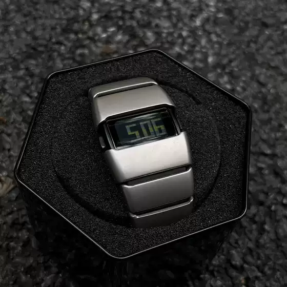 Y2K Millennium Alien Middle Ancient Original Design Watch Men's and Women's American Fashion vintage Niche Cross-border Watch