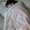 Thickened Lamb Fleece Blanket Office Nap Winter Shawl Blanket Coral Fleece Air Conditioning Sofa Cover Blanket Kindergarten