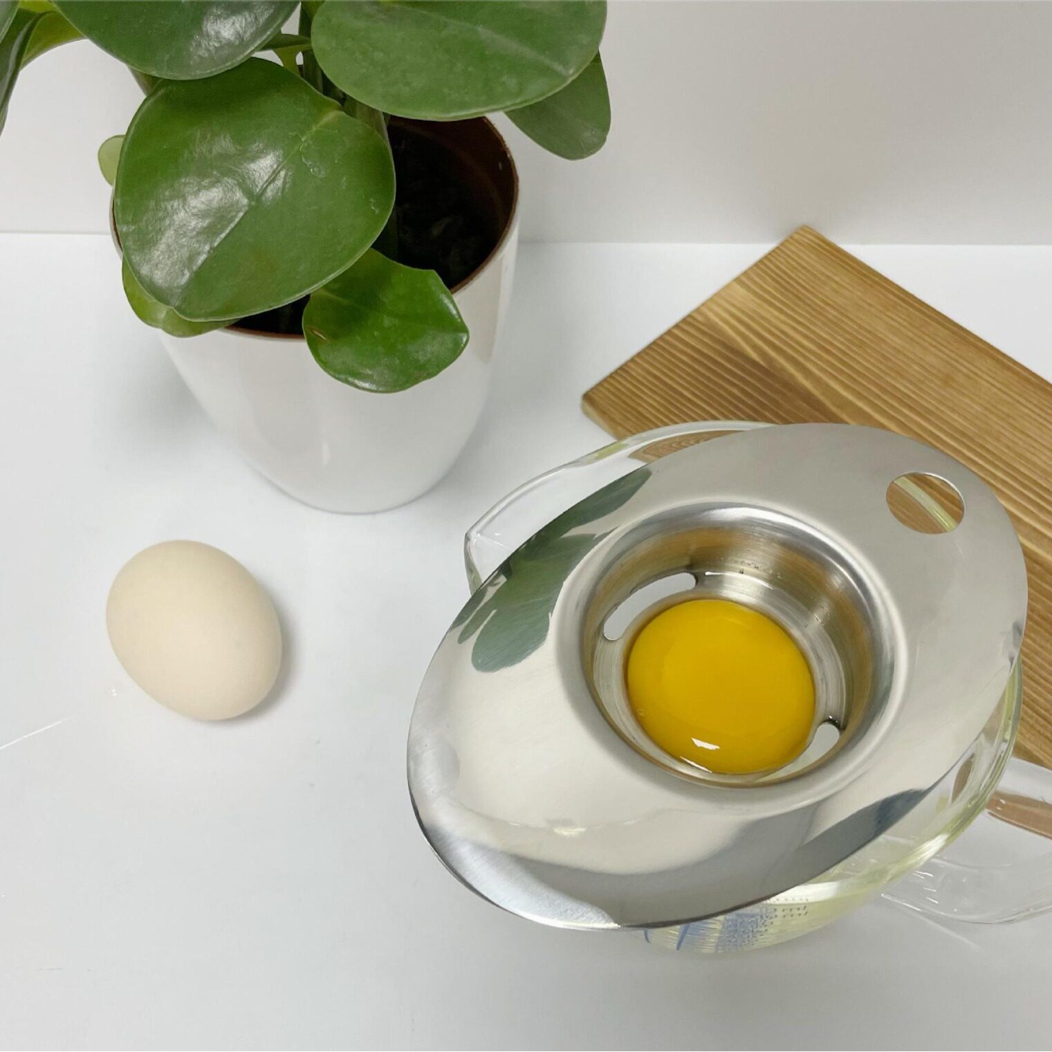 304 stainless steel egg white separator egg yolk egg white separator egg liquid filter baking egg cup