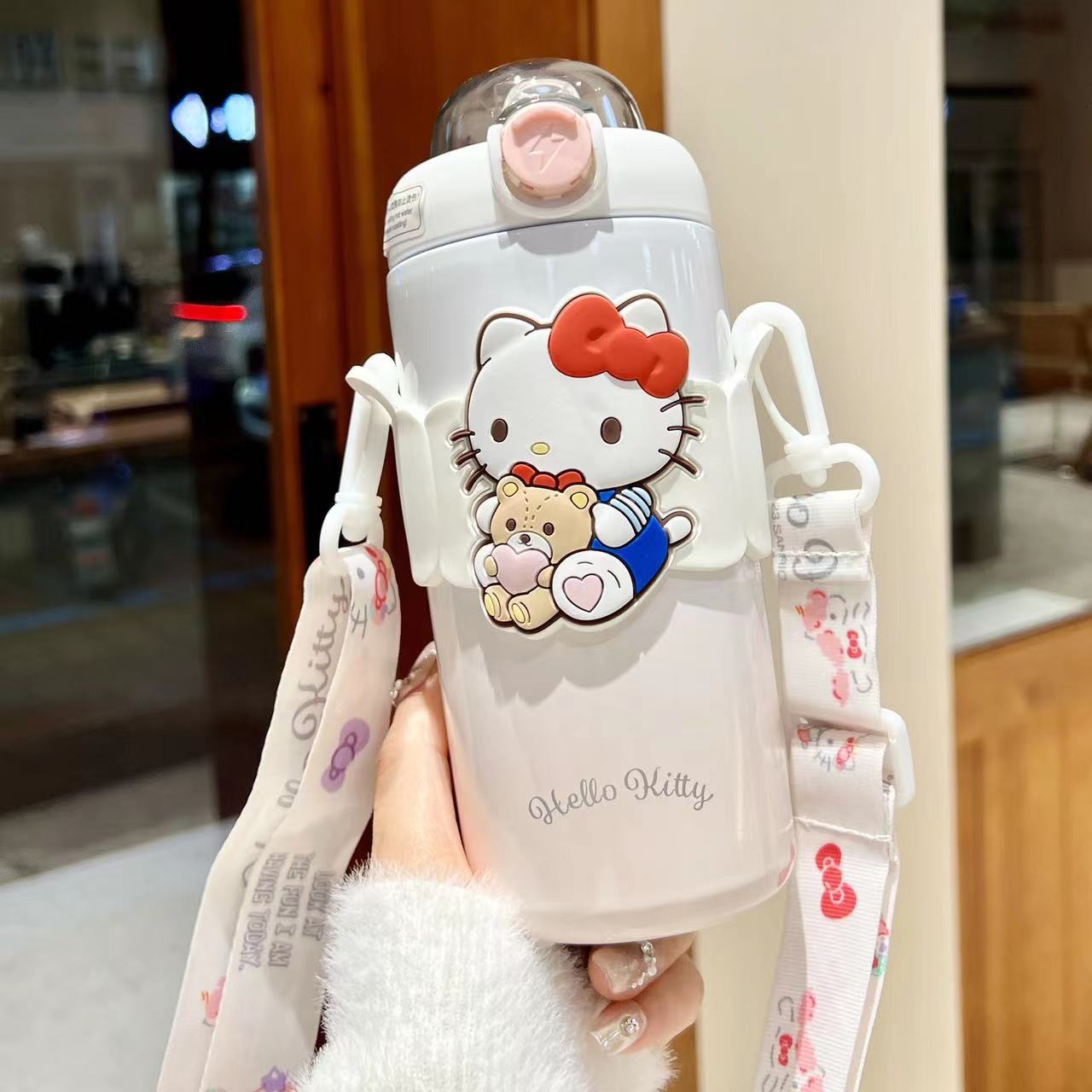 カラフルなハローキティ