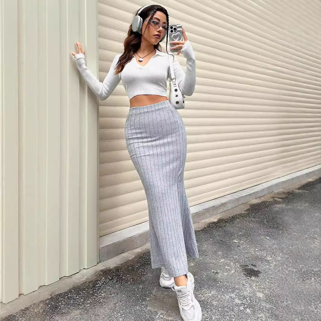 Elegant Midi Skirt High Split Bodycon Fit Chic Style Perfect for Office Wear Available for Wholesale