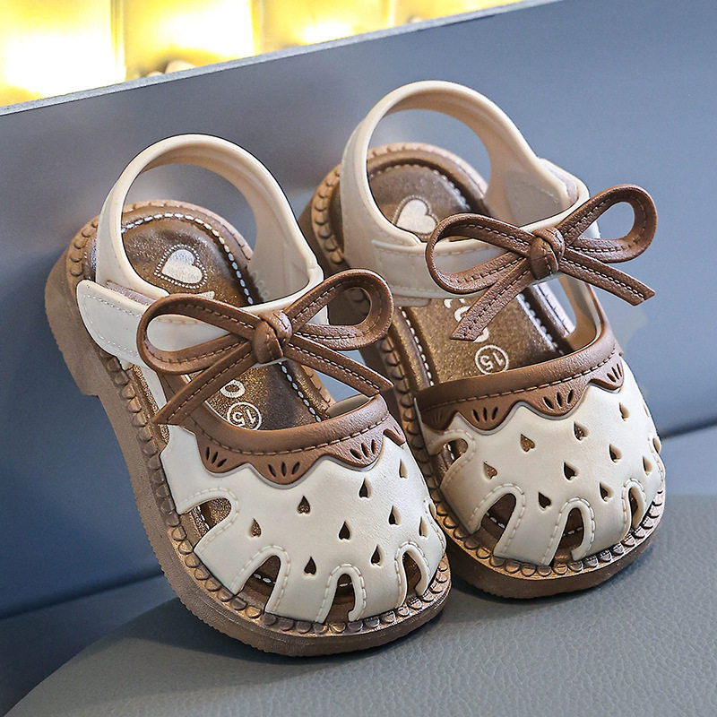 Baby Girl Sandals Summer Girls Plastic Urine-Proof Soft Sole Anti-Slip Toddler Baby Sandals 01-2-3 Years Old