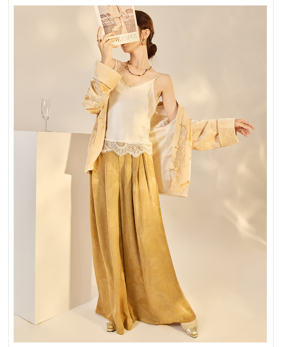 Áo khoác nữ cổ đứng dài tay thêu hoa đính kim sa phong cách retro — Màu cam mơ (giao hàng trong 7 ngày), Màu cam mơ (giao hàng trong ngày)