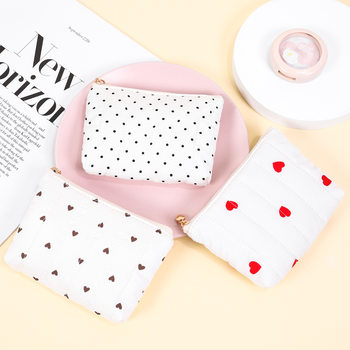 Cross-Border New Coin Purse Ins Multifunctional Heart Mini Bag Lipstick Headphone Data Cable Storage Bag