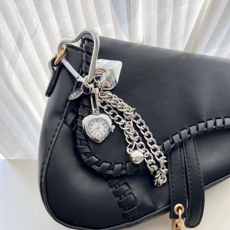 Ins New Chain Heart Clock Pendant Mobile Phone Case Keychain Pendant Wrist Strap Mobile Phone Lanyard Accessories