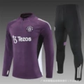 Man l purple