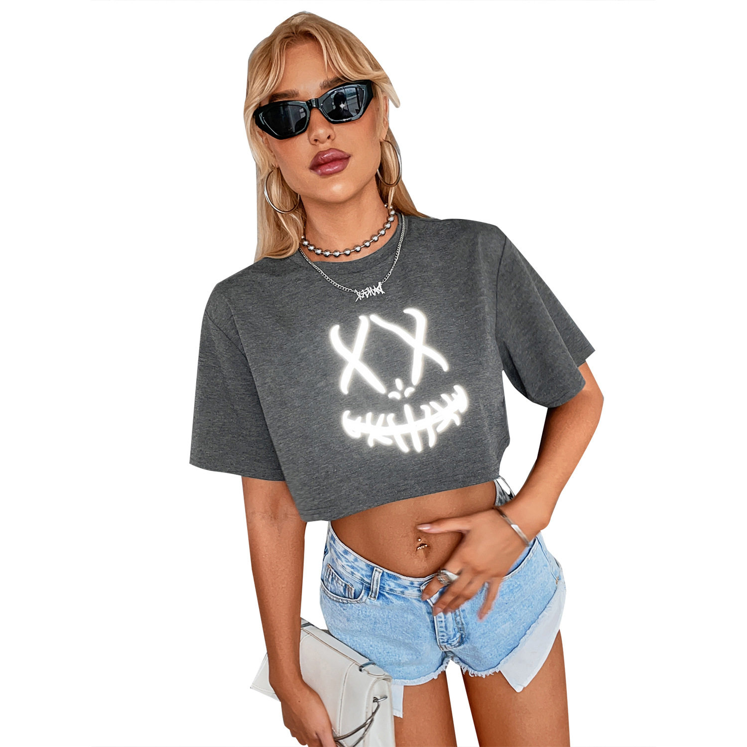 Womens Cropped Graphic T Shirt Loose Fit Trendy Stylish Casual Wear Summer Fashion Wholesale Available