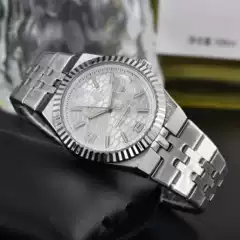 HOT Lao Jia Lu Envoy Type Dark bottomed Night Light Men's Quartz Watch, Business Diary Series Stainless Steel Strap