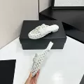02 milk white