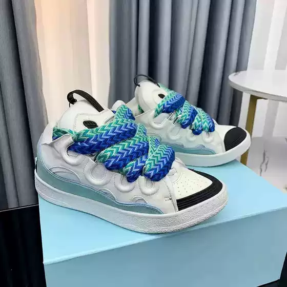 New Foreign Trade Style Bread Shoes for Men and Women, Couple's Thick-Soled Dad Shoes, Comfortable Casual Lace-Up Sneakers