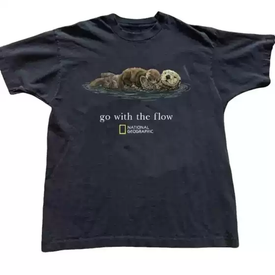 European Size Pure Cotton Otter with Baby Go with the Flow Printed T-Shirt, Heavy Craftsmanship, Forest Style Fashion