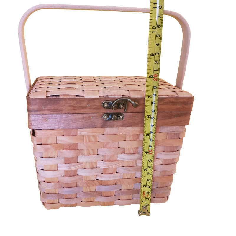 In stock pastoral style woven basket Rattan woven tea basket zongzi basket storage basket rattan primary color handle basket rattan basket wholesale