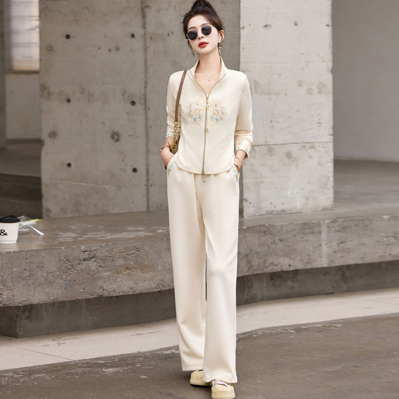 (Mới) Mã A4720 Giá 1910K: Đồ Bộ Nữ Wotdyi Cả Bộ 2 Món Hàng Mùa Xuân Thu Đông Trông Trẻ Hơn Tuổi Thời Trang Nữ Chất Liệu G05 Sản Phẩm Mới, (Miễn Phí Vận Chuyển Toàn Quốc).