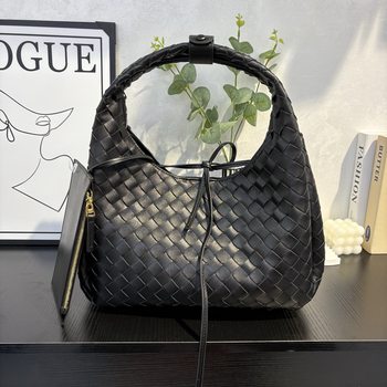 Original Leather Women's Bag 2025 New Lambskin Woven Bag Fashionable Armpit Shoulder Handbag Casual Tote Bag