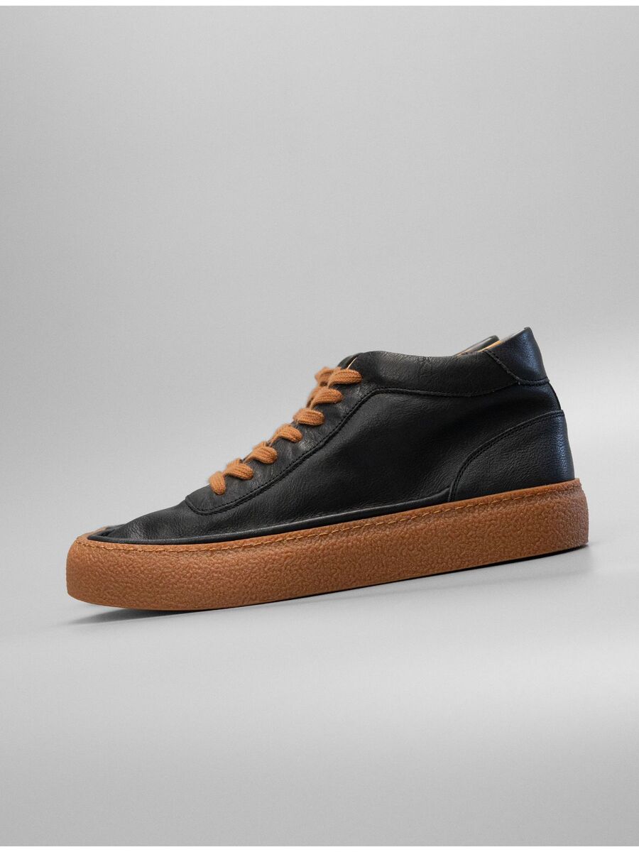Giày sneaker nam da bò màu trơn phong cách retro — Màu đen