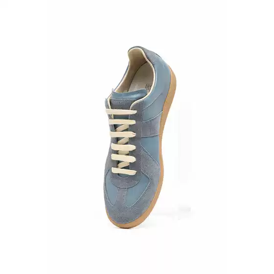 In-Stock Retro German Training Shoes for Men and Women, Couple Style, 2025 New Model, Genuine Leather, Versatile Casual White Shoes, Lace-Up Flat Sneakers