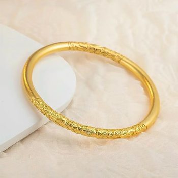 Cross-Border Versatile Gold Bracelet, Light Luxury with a High-End Feel, Custom Light Luxury Style, Push-Pull Electroplated Open Classic Bracelet