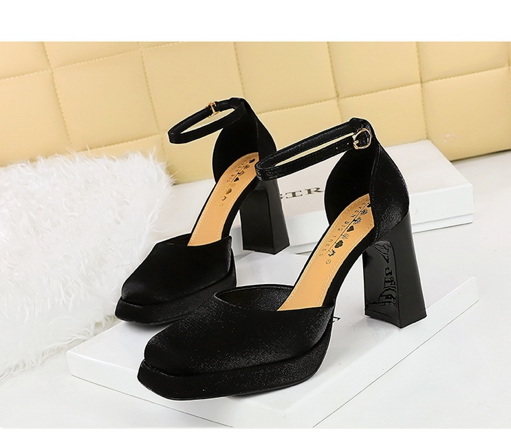Sandal cao gót nữ quai ngang mũi vuông đế xuồng mặt satin — Màu đen, Màu đỏ rượu, Màu sâm panh, Màu trắng