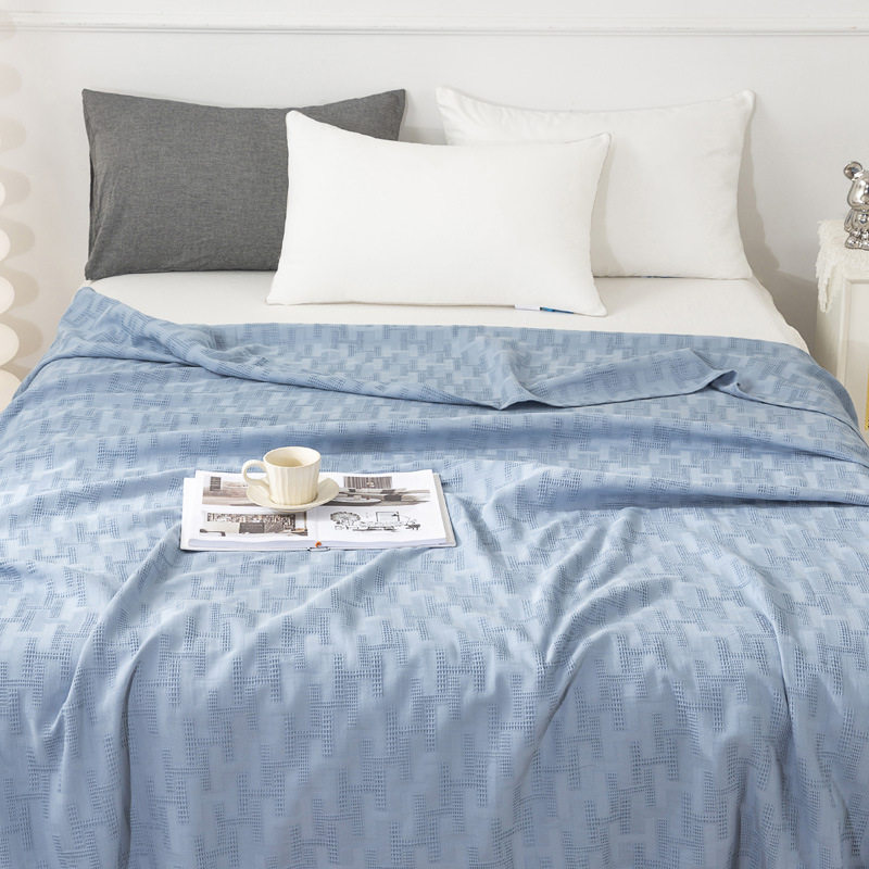 Class A cotton jacquard multifunctional thread blanket spring and autumn lunch break cotton towel blanket sheets summer cool quilt factory wholesale