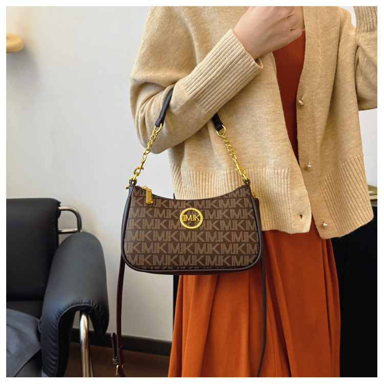 O1CN01AafnXh1HWsMye3kV3 !!2217462030766 0 cib