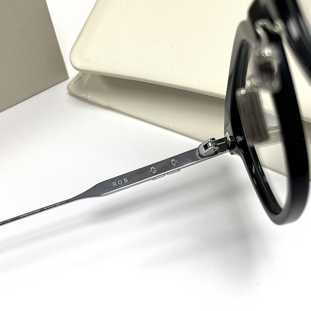 2024 new GM pure titanium glasses frame retro men's and women's fashion plate round frame glasses frame with myopia