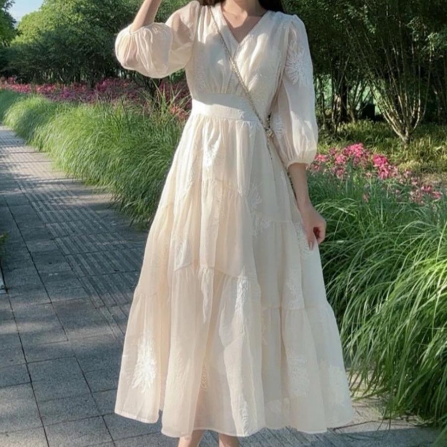 Summer Vintage French Style Embroidered Lantern Sleeve Dress Loose Fit Unique Design Bohemian Aesthetic Perfect for