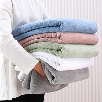 Wholesale Spring New Couple Coral Fleece Large Bath Towel Solid Color Men's and Women's Household Absorbent Office Shawl Nap Blanket