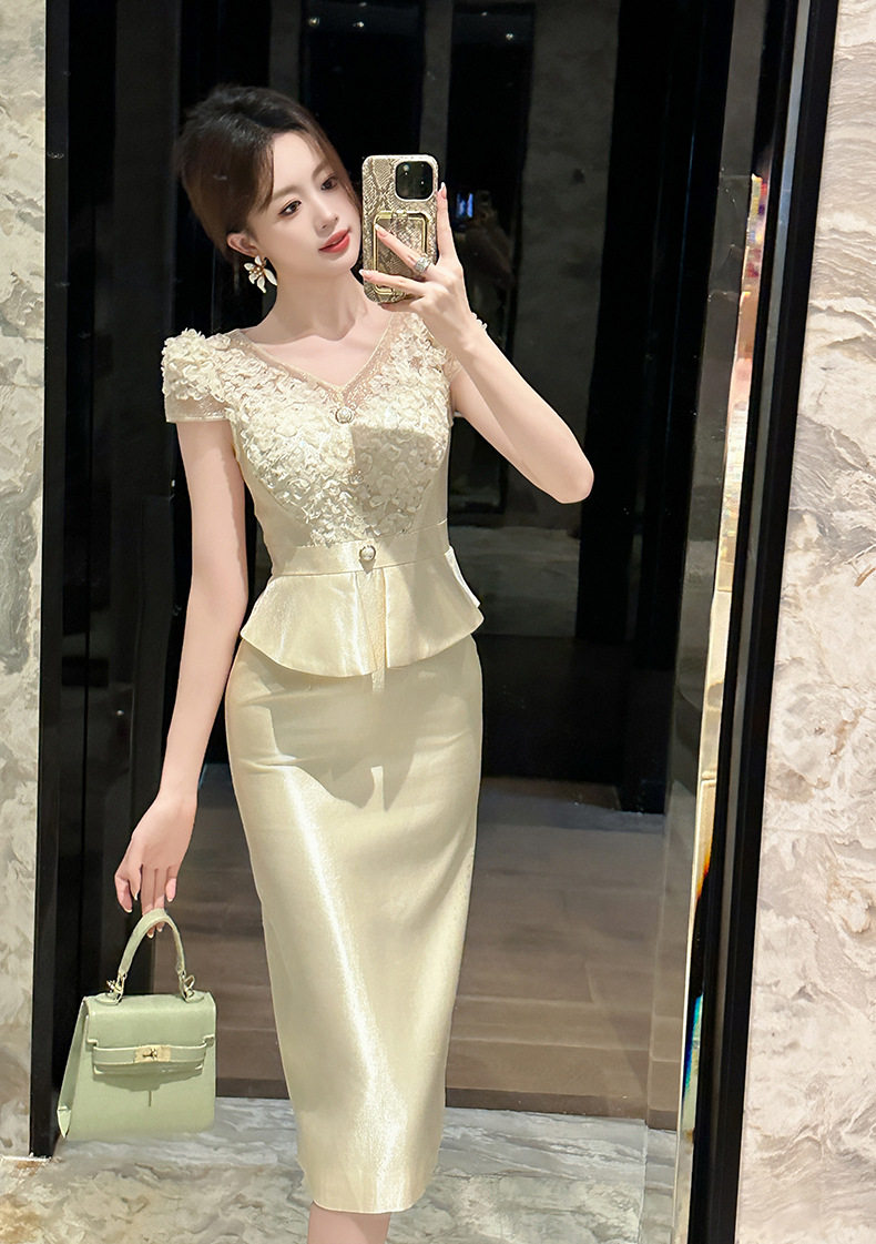 Đầm ôm body nữ cổ V tay ngắn dáng midi dự tiệc hè 2025 — [Màu hồng đào] chi tiết 3