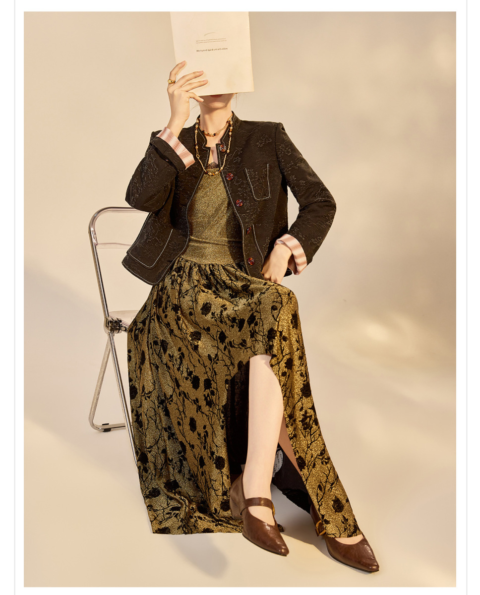 Áo khoác ngắn dệt jacquard họa tiết hoa cổ tròn tay dài phong cách retro — Lan Dạ Hắc (giao hàng 7 ngày)