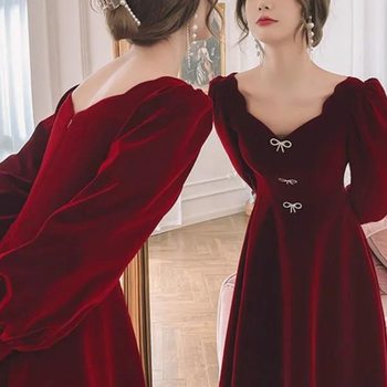 Spring 2025 New Style Waist Slimming and Stylish Skirt, Trendy Lady Pure Color Gold Velvet Dress