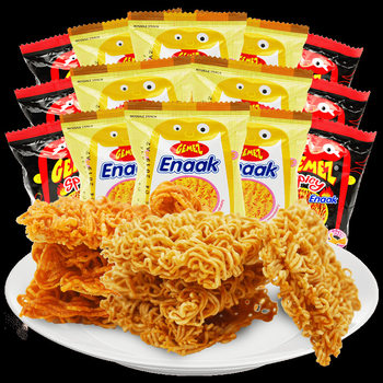 Indonesian Imported Gemez Chicken Noodles Crispy Snack Noodles 16g Spicy Roast Chicken Flavor Stress-Relief Snacks Wholesale