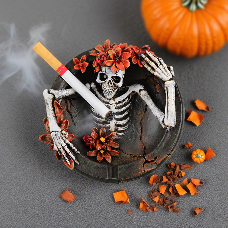 Personalized Halloween Flower Skull Ashtray, Trendy and Cool Gift for Boys, Resin Desktop Ornament, Home Decoration